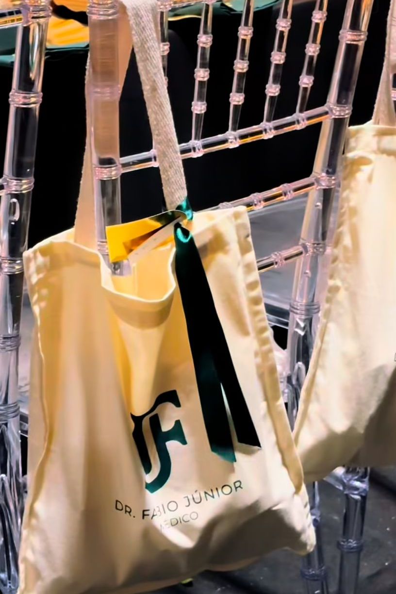 Ecobag personalizada para a formatura de medicina do Dr. Fábio Junior